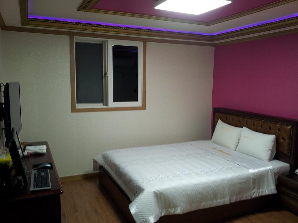 Guangju Hotel Banana 光州 外观 照片