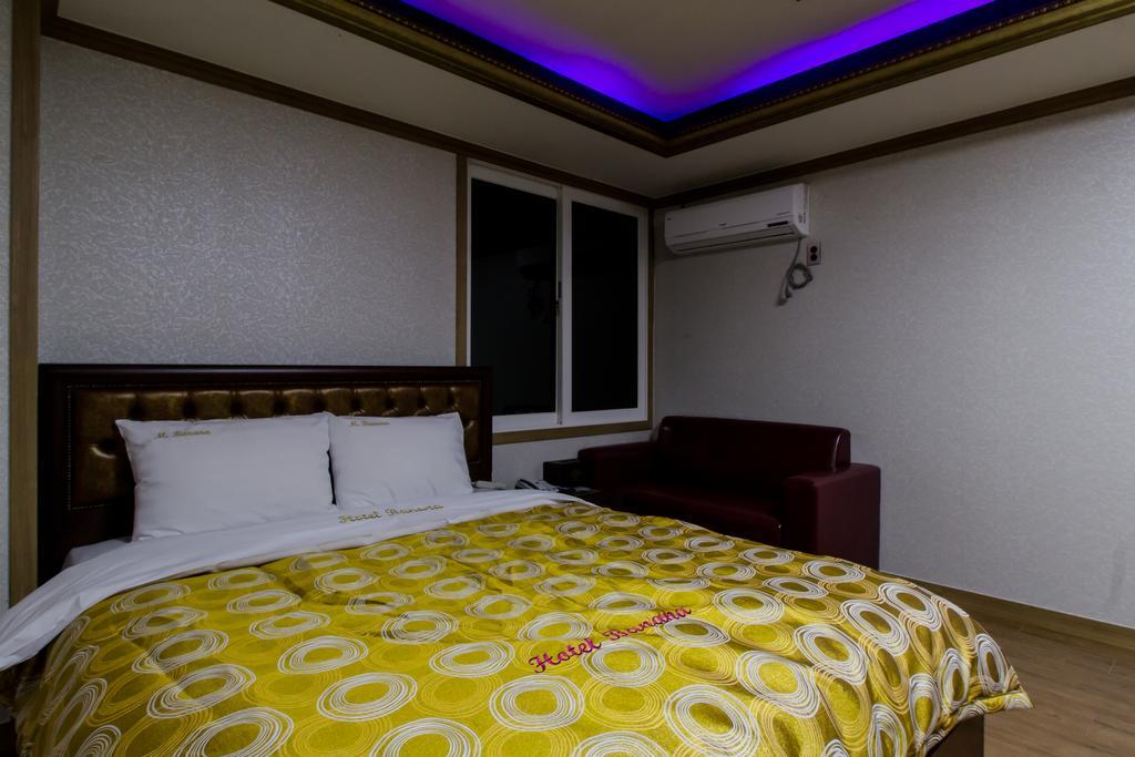 Guangju Hotel Banana 光州 外观 照片