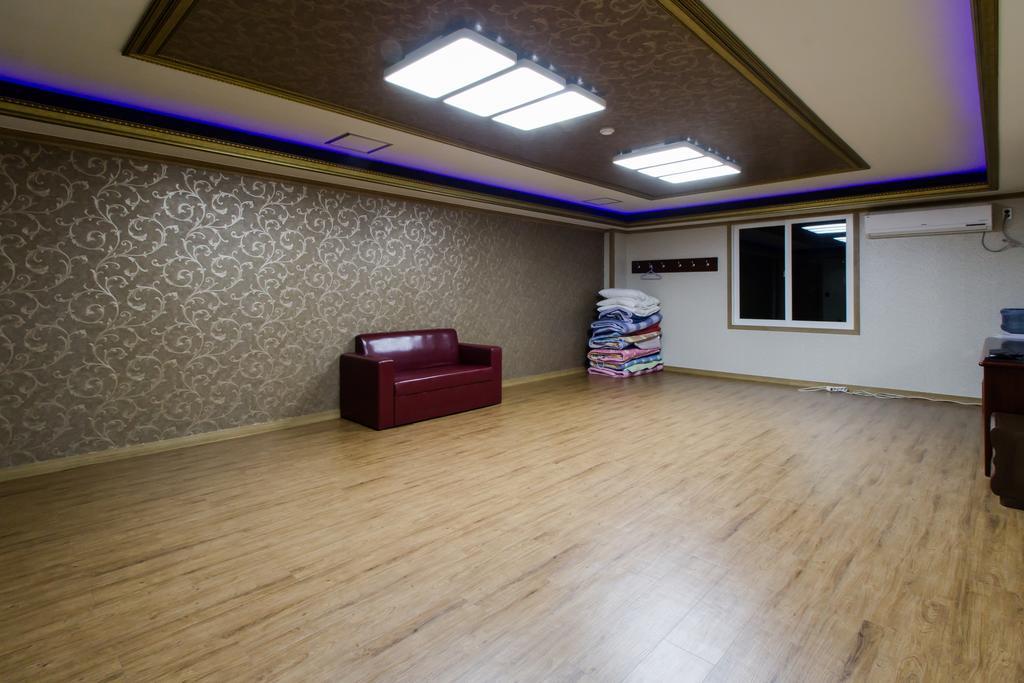 Guangju Hotel Banana 光州 外观 照片