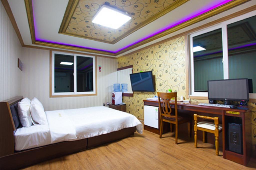 Guangju Hotel Banana 光州 外观 照片