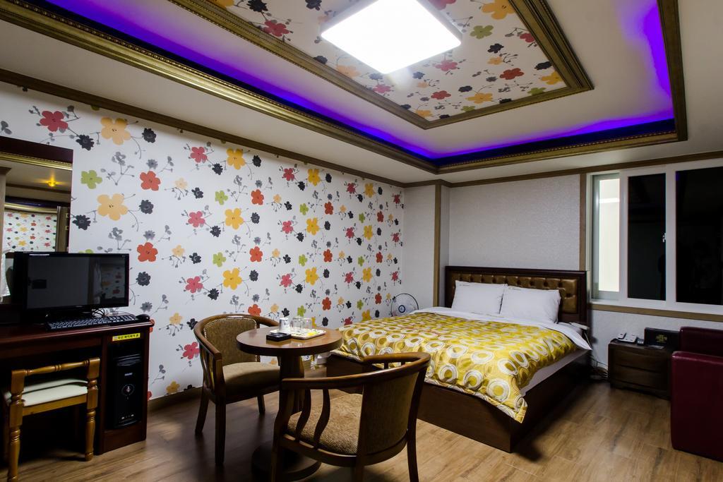 Guangju Hotel Banana 光州 外观 照片