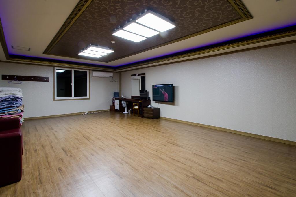 Guangju Hotel Banana 光州 外观 照片