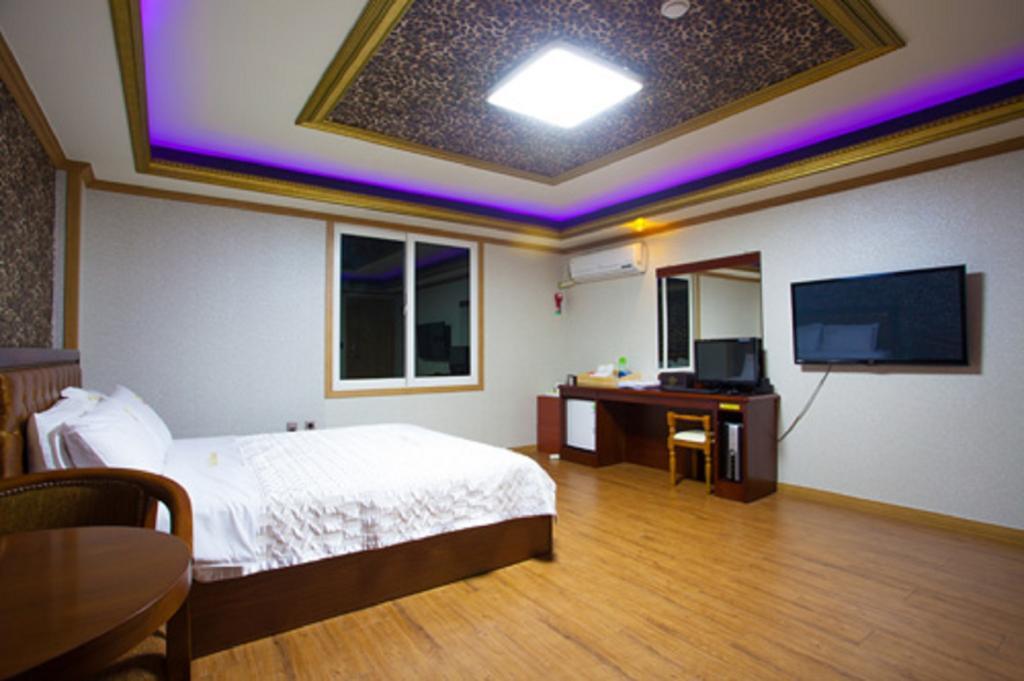 Guangju Hotel Banana 光州 外观 照片
