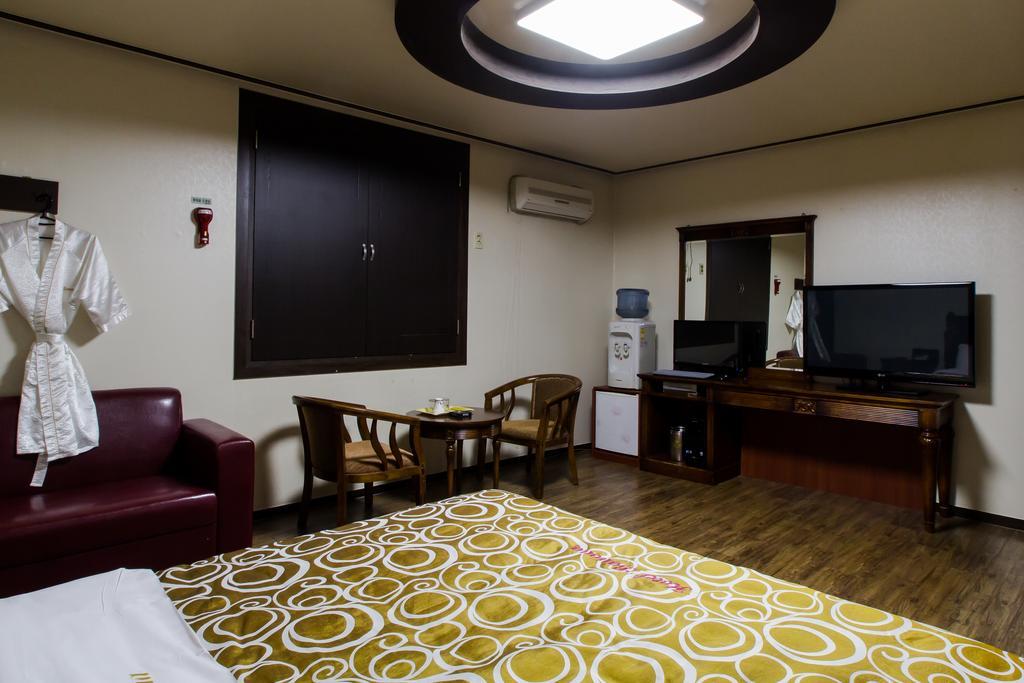 Guangju Hotel Banana 光州 外观 照片