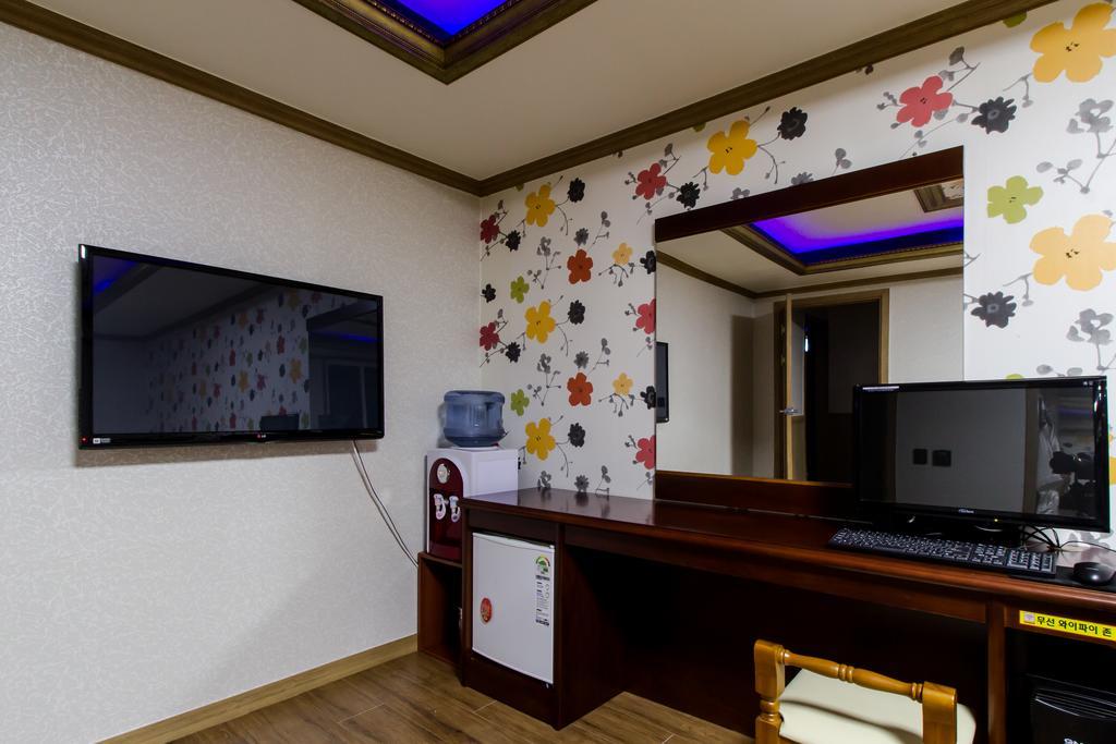 Guangju Hotel Banana 光州 外观 照片